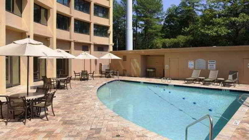 Doubletree By Hilton Atlanta North Druid Hills/Emory Area Otel Dış mekan fotoğraf